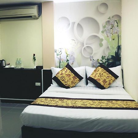 บลู เมาท์ Hotel กรุงเทพมหานคร ภายนอก รูปภาพ