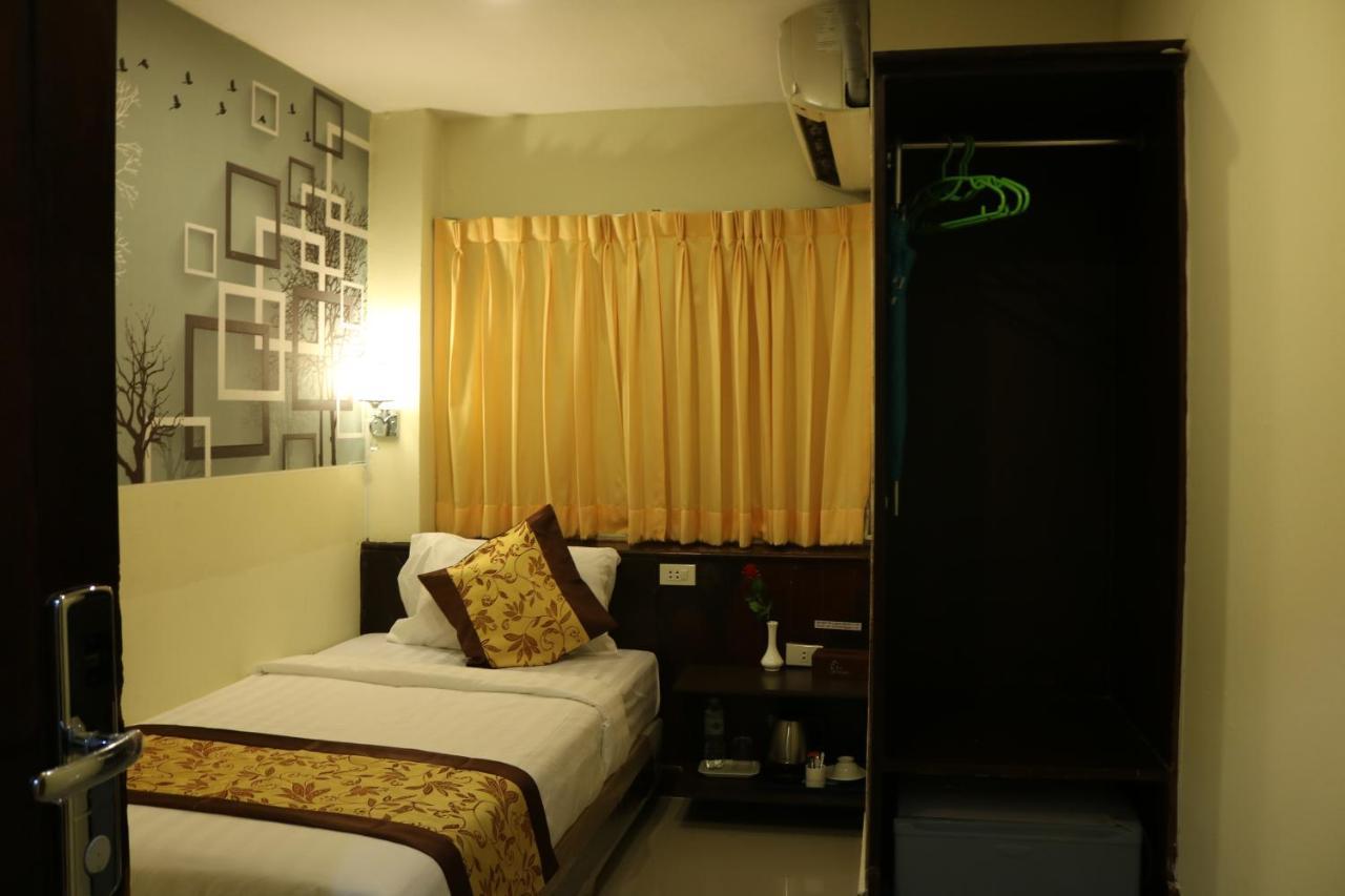 บลู เมาท์ Hotel กรุงเทพมหานคร ภายนอก รูปภาพ