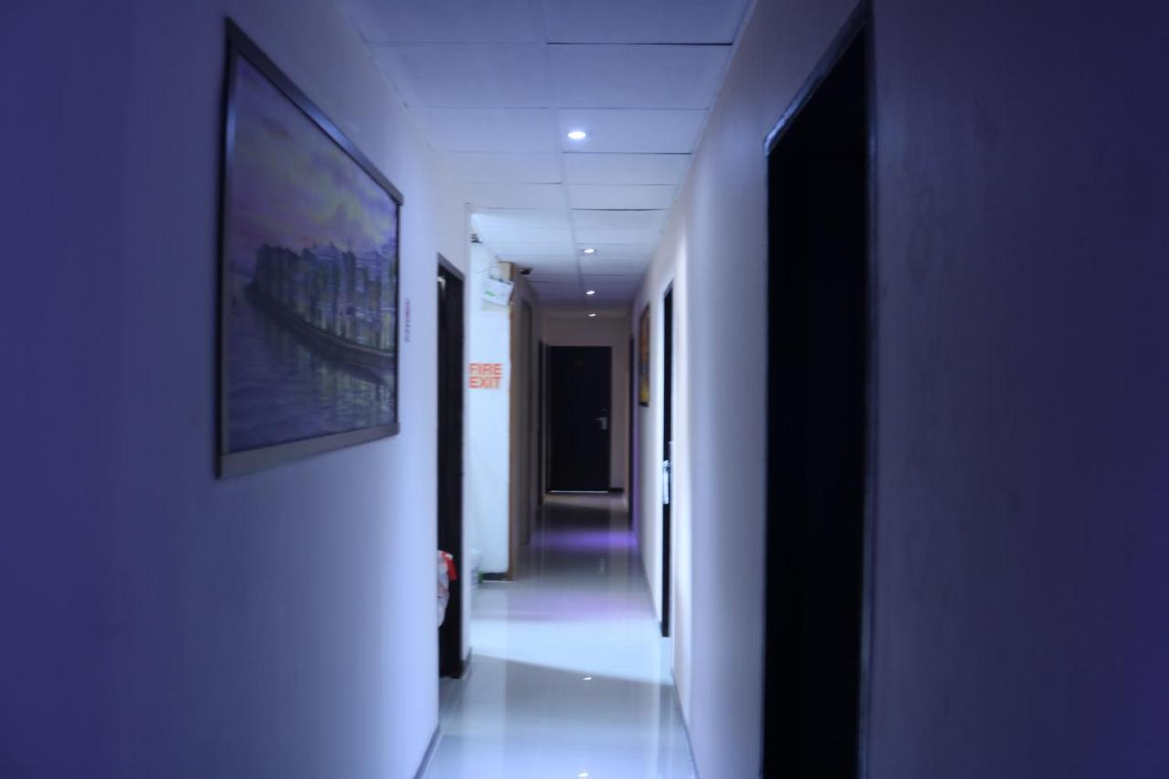 บลู เมาท์ Hotel กรุงเทพมหานคร ภายนอก รูปภาพ